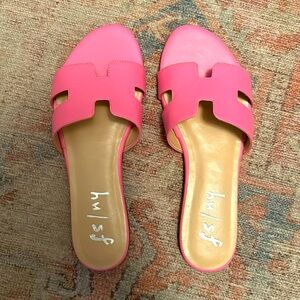 Fs/ny pink slides. Leather upper.